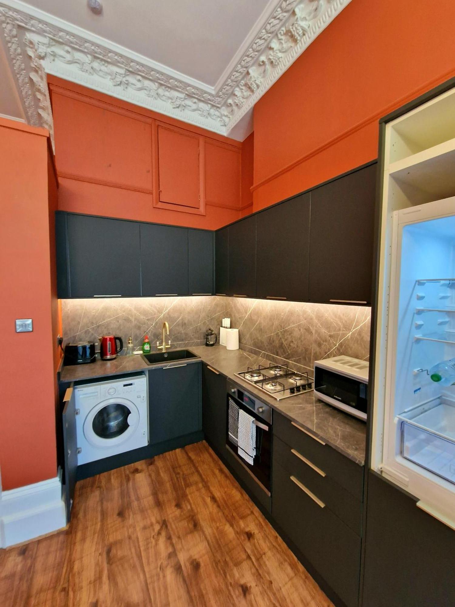 Beautiful Victorian In Hyde Park By Tube Stations - No Stairs Apartamento Londres